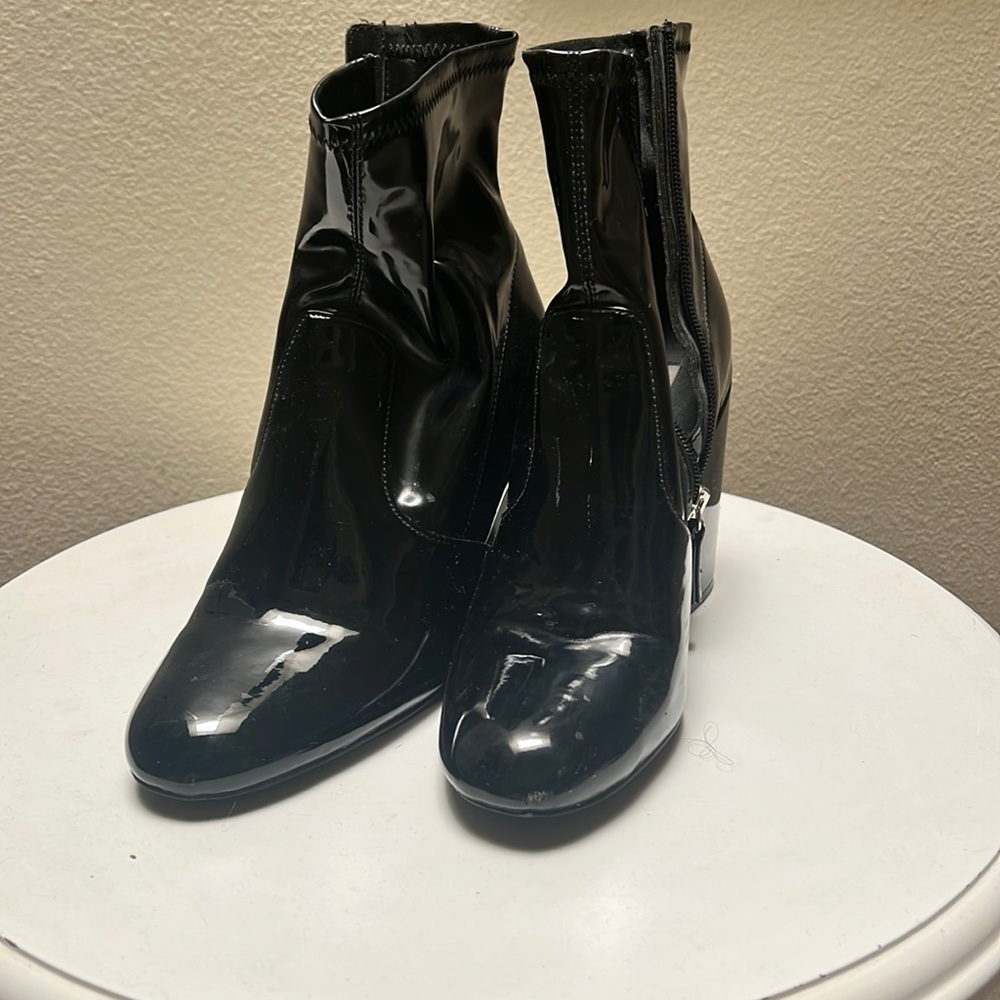 2 inch black sleeve heel boots